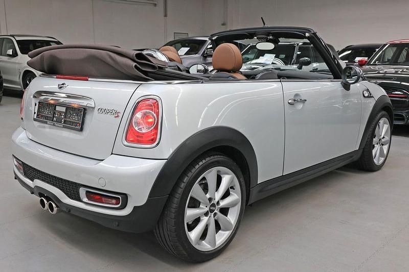 Gebraucht Mini Cooper S Cabriolet 184 PS (135 kW) 2014 White silver Cabrio