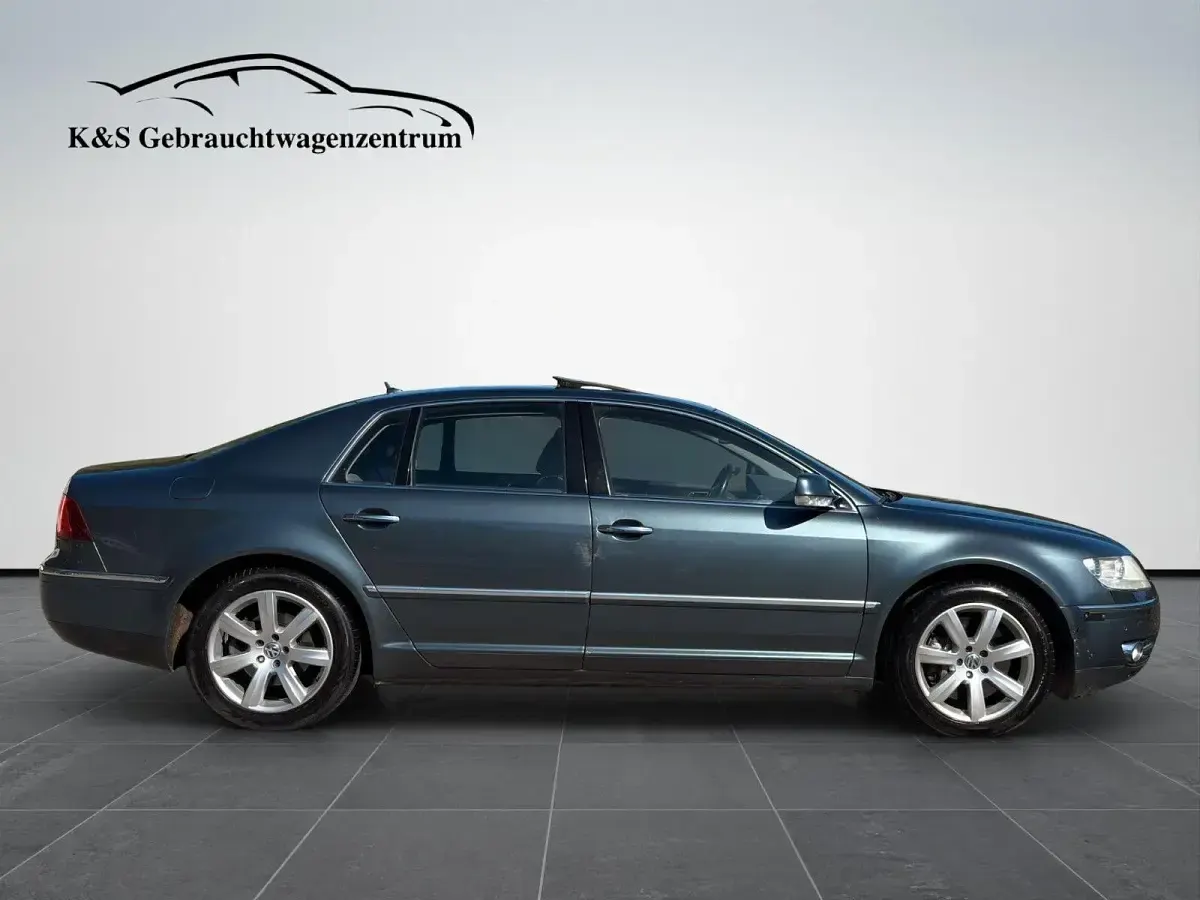 Gebraucht VW Phaeton 239 PS (175 kW) 2008 Grau Limousine