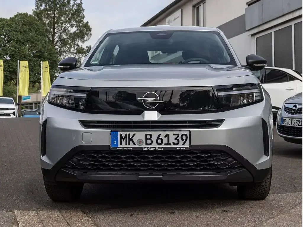 Gebraucht Opel Frontera Edition 110 PS (80 kW) 2025 Silber / SUV