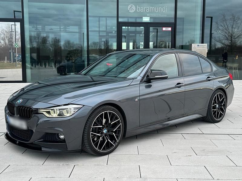 Gebraucht BMW 320 M Sport 190 PS (139 kW) 2016 Grau Limousine
