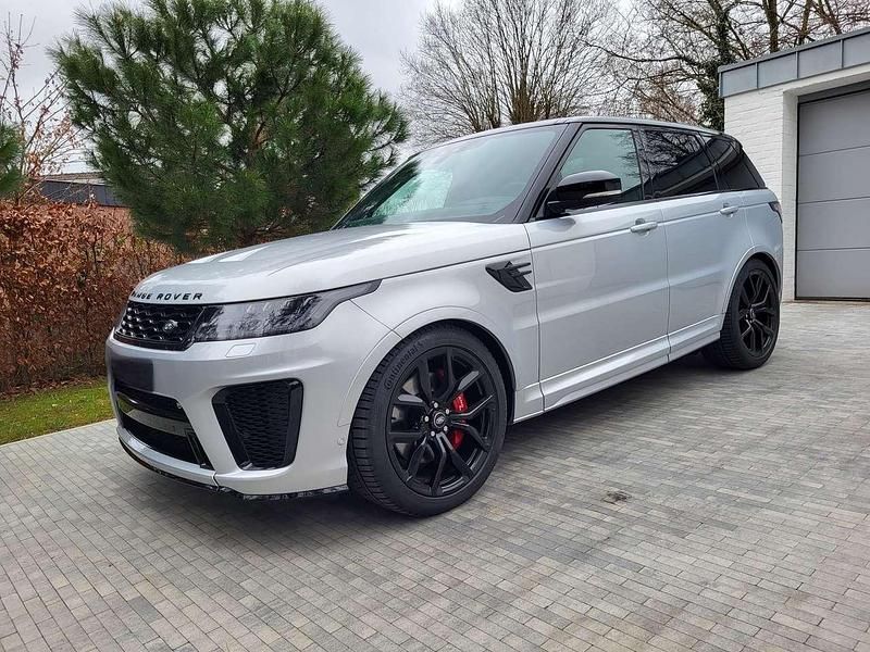 Silber Gebraucht 2023 Land Rover Range Rover Sport SVR SUV | 99.575 € - Bild 1/4
