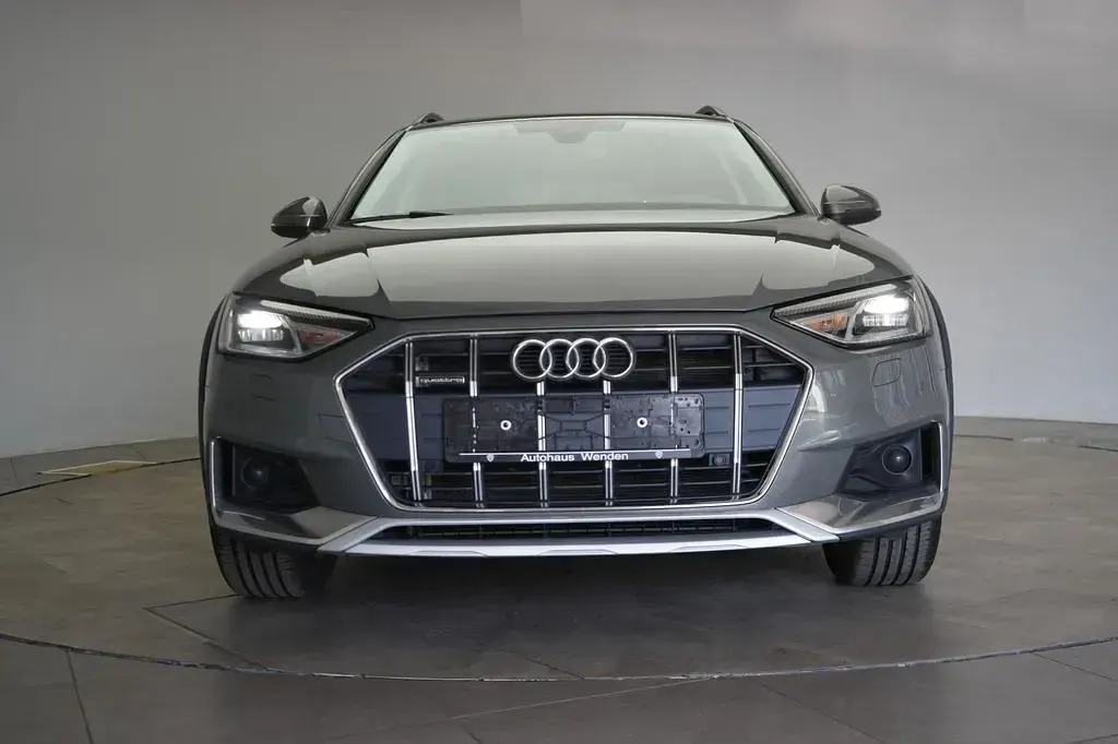 Gebraucht Audi A4 Allroad 204 PS (150 kW) 2023 Grau Kombi