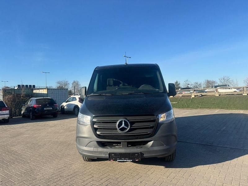 Gebraucht Mercedes Sprinter 163 PS (119 kW) 2021 Schwarz Van
