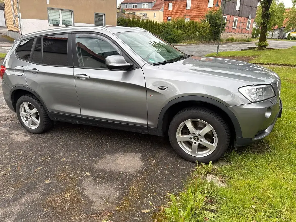 Gebraucht BMW X3 143 PS (105 kW) 2013 Grau SUV