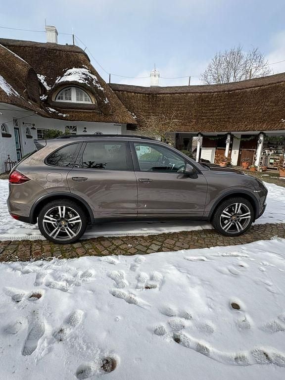 Gebraucht Porsche Cayenne S 400 PS (294 kW) 2012 SUV