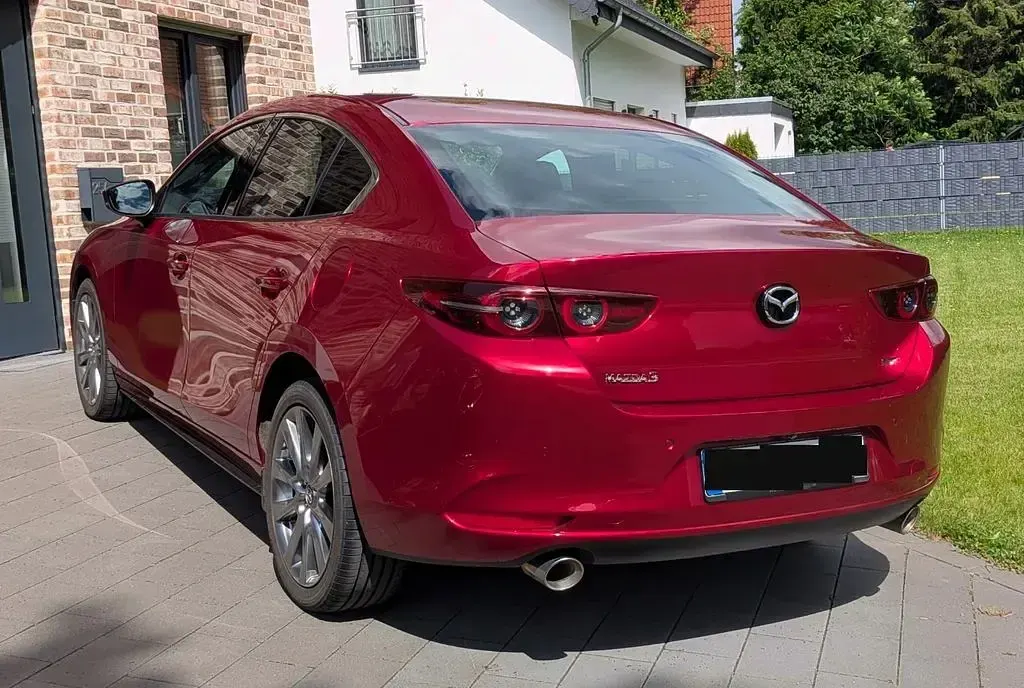 Gebraucht Mazda 3 Selection 186 PS (136 kW) 2021 Rot Limousine
