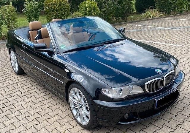 Schwarz Gebraucht 2006 BMW 330 Cabriolet Sport Line Cabrio | 22.999 € (Teuer) - Bild 1/4