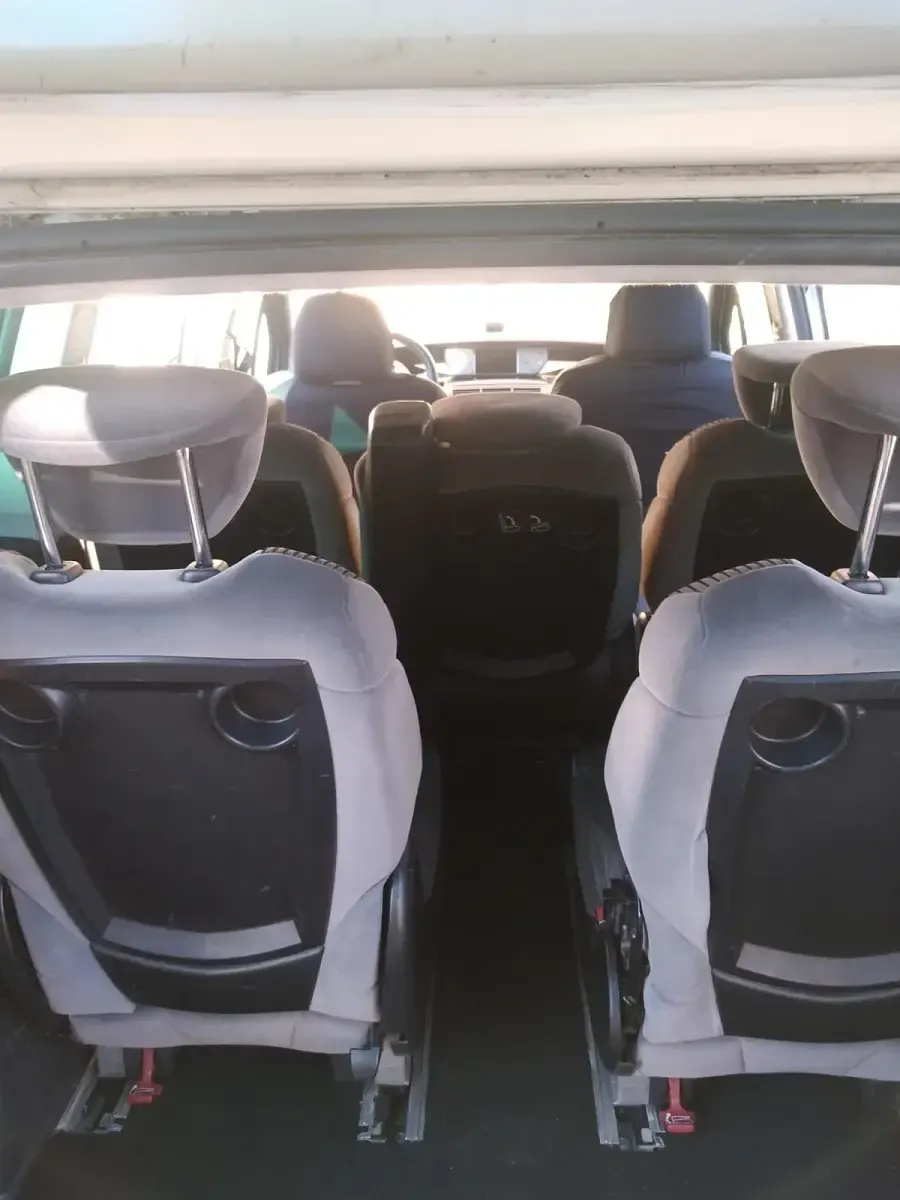 Gebraucht Peugeot 807 163 PS (119 kW) 2010 Weiß Van / Kleinbus
