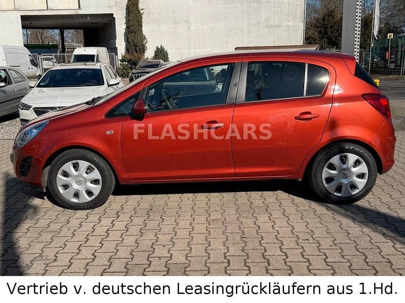Gebraucht Opel Corsa Edition 101 PS (74 kW) 2013 Orange Kleinwagen