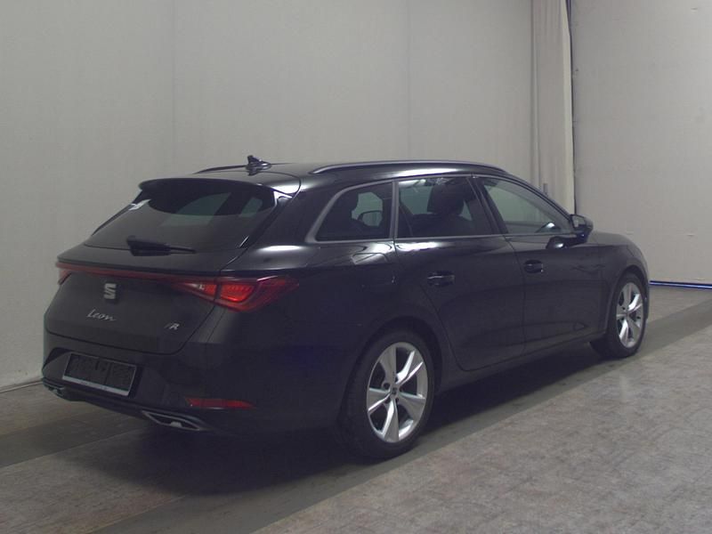 Gebraucht Seat Leon FR-Line 150 PS (110 kW) 2023 Schwarz Kombi