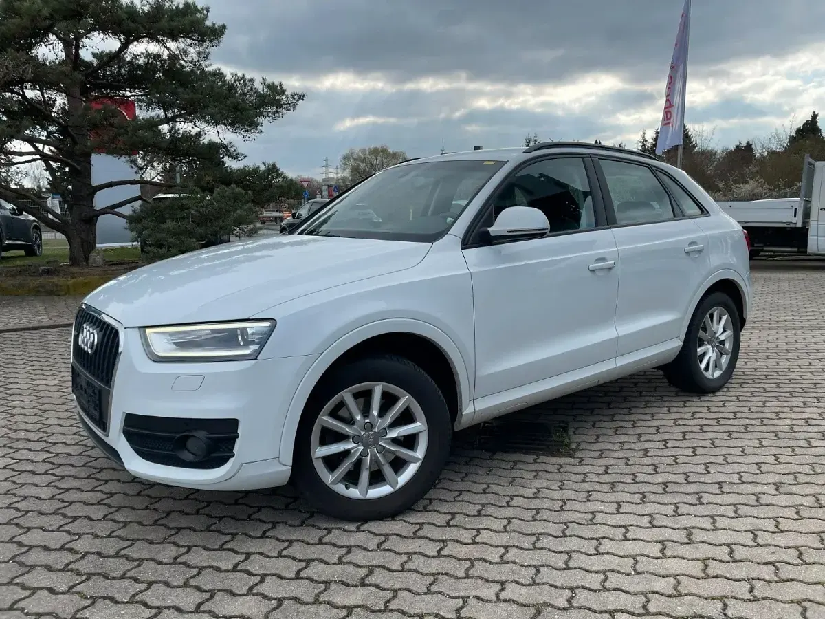 Gebraucht Audi Q3 Sport 177 PS (130 kW) 2012 SUV