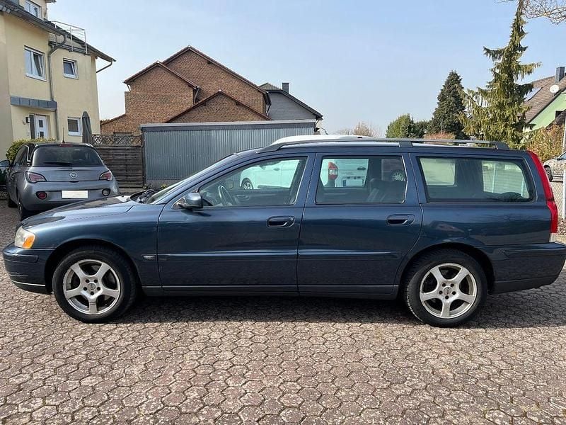Gebraucht Volvo V70 131 PS (96 kW) 2004 Blau Kombi