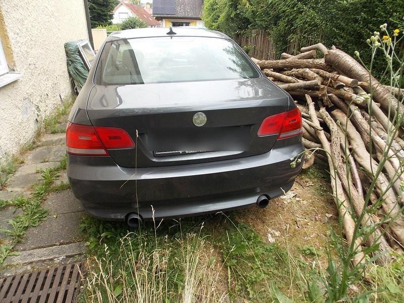 Andere außenfarben Gebraucht 2007 BMW 335 Coupé | 15.000 € (Fairer Preis) - Bild 1/4