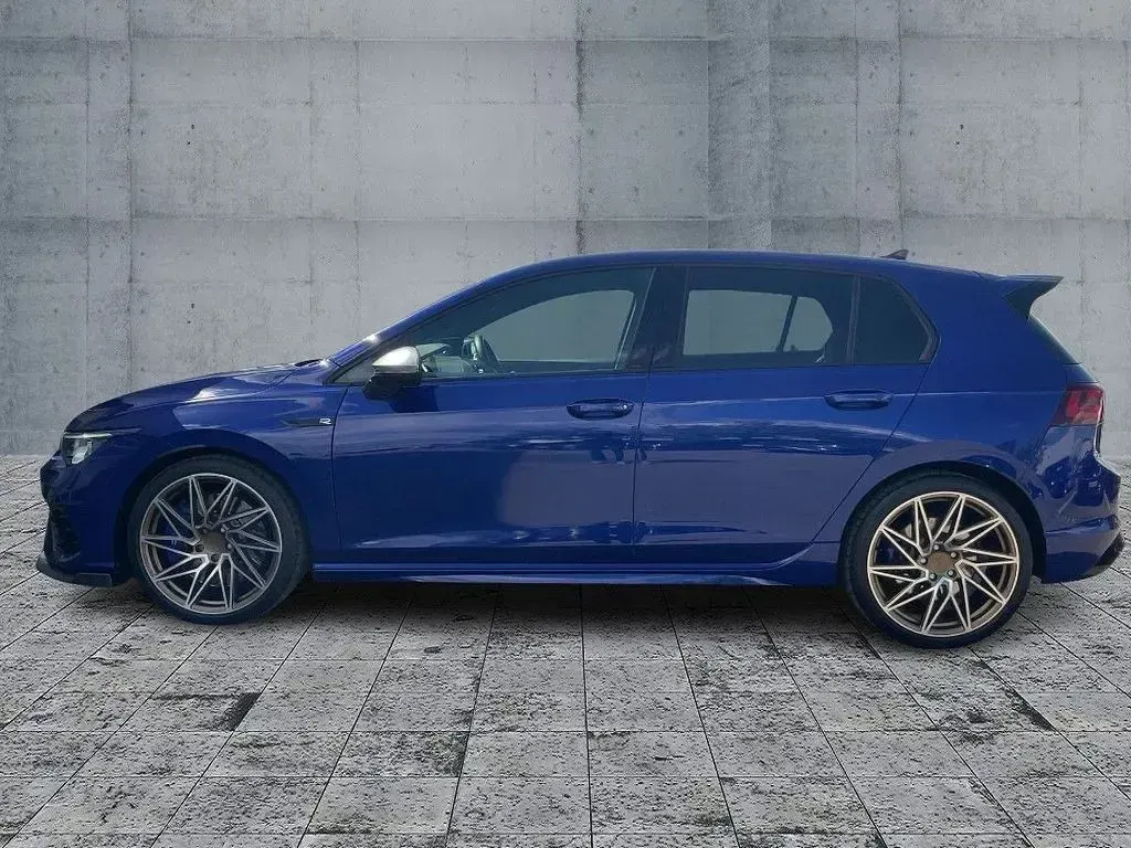 Gebraucht VW Golf VIII R 320 PS (235 kW) 2023 Lapiz blue metallic Limousine