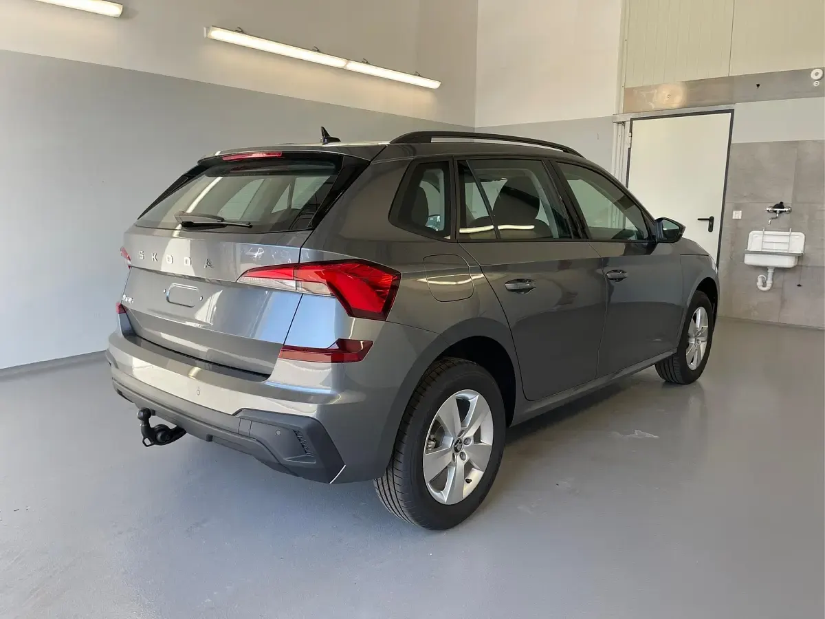 Neu Skoda Kamiq 116 PS (85 kW) 2026 [5x5x] graphit grau metallic SUV