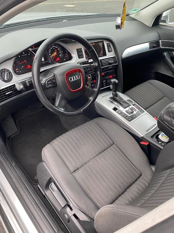 Gebraucht Audi A6 2011 Grau Kombi