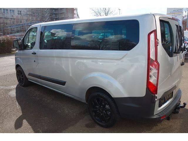 Gebraucht Ford Transit Trend 155 PS (114 kW) 2016 Polarsilber metallic Kombi