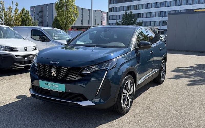 Celebes blau (metallic) Gebraucht 2023 Peugeot 3008 Allure SUV | 25.890 € (Fairer Preis) - Bild 1/4