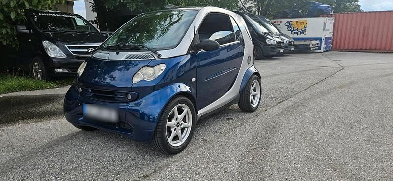 Blau Gebraucht 2005 Smart ForTwo Coupé Coupé | 1.450 € (Fairer Preis) - Bild 1/4