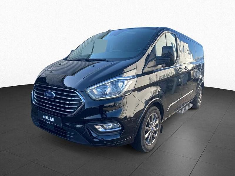 Gebraucht Ford Tourneo 131 PS (96 kW) 2021 Schwarz Van / Kleinbus