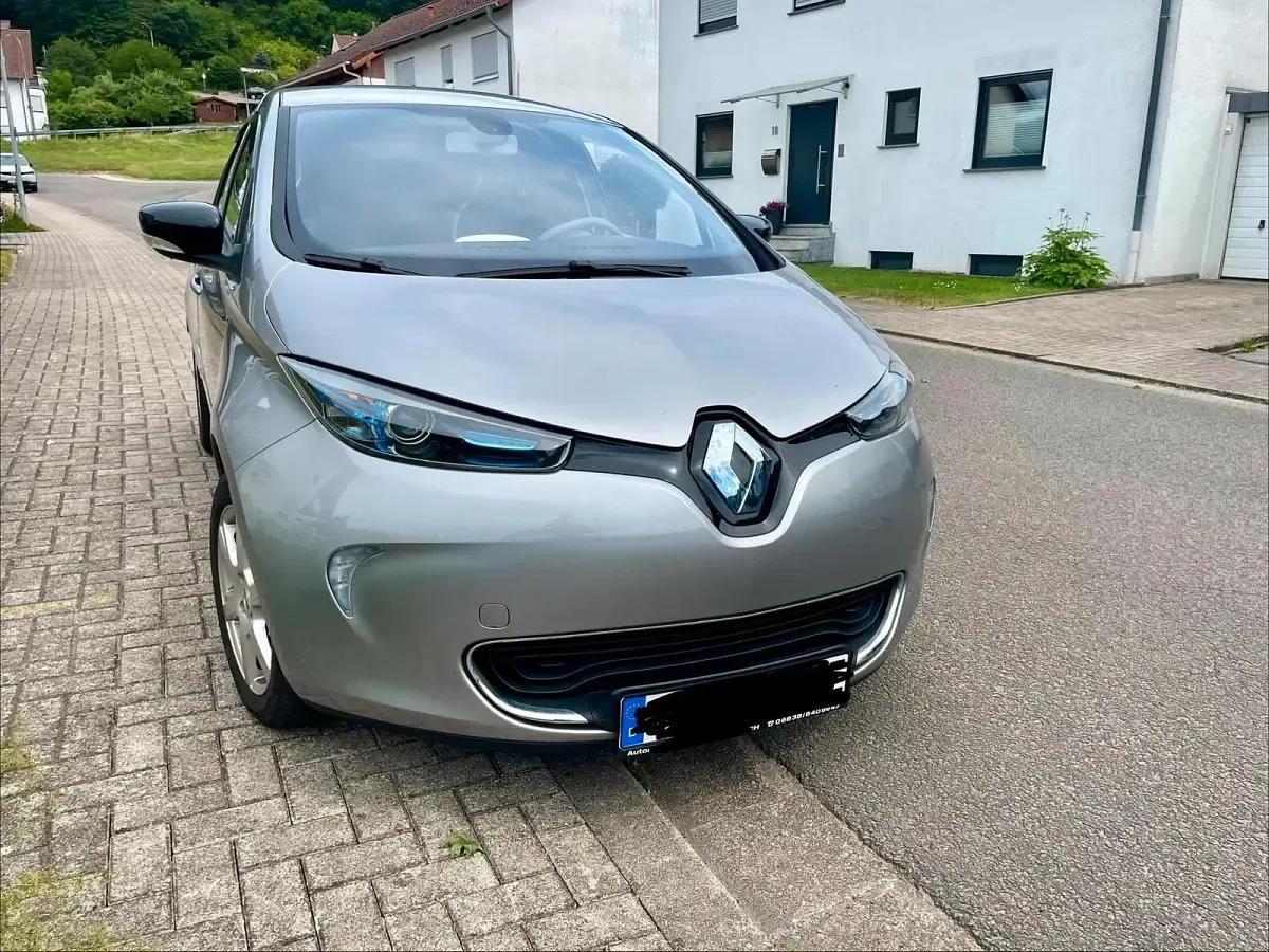 Gebraucht Renault Zoe Life 67 kW (92 PS) 2016 Grau Kleinwagen