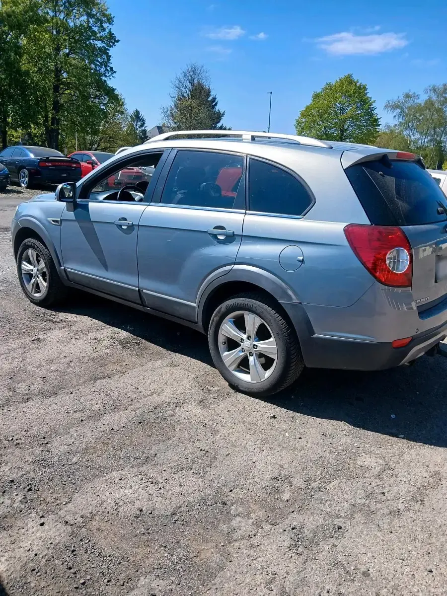 Gebraucht Chevrolet Captiva 163 PS (119 kW) 2013 Silber SUV