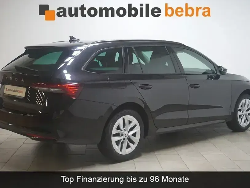 Gebraucht Skoda Octavia Selection 150 PS (110 kW) 2024 Black magic Kombi