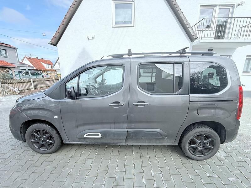 Gebraucht Citroën Berlingo Shine 130 PS (95 kW) 2023 Grau Van / Kleinbus