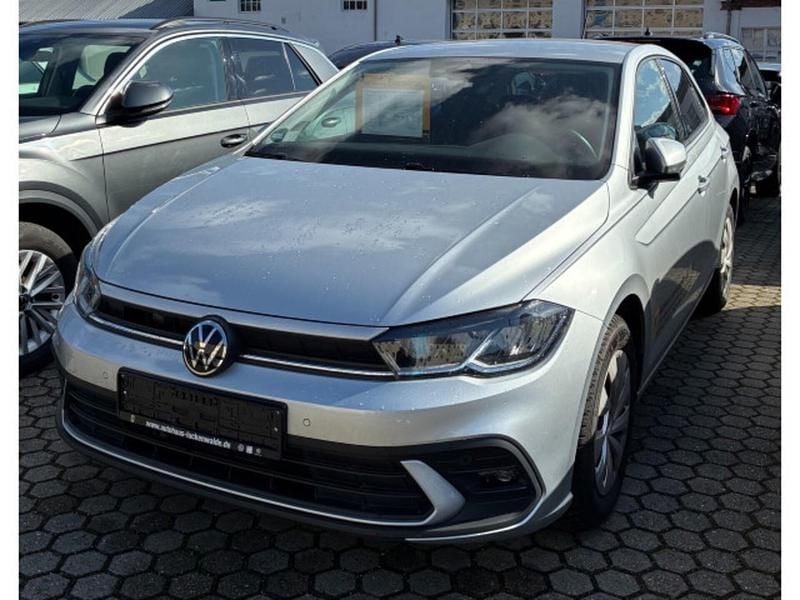 Gebraucht VW Polo IQ Drive 95 PS (69 kW) 2024 Silber Kleinwagen