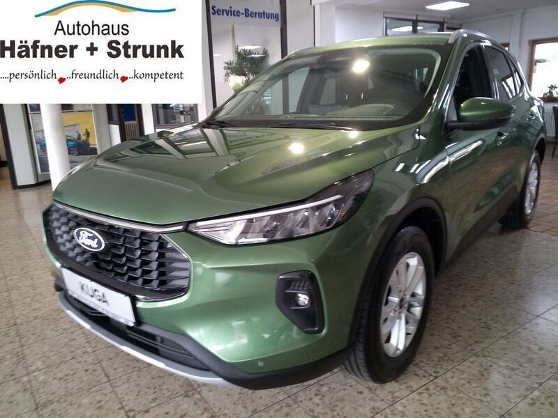 Grün Gebraucht 2024 Ford Kuga Titanium SUV | 30.977 € (Fairer Preis) - Bild 1/4