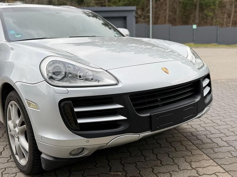 Second-hand Porsche Cayenne 290 CP (213 kW) 2009 Argintiu SUV