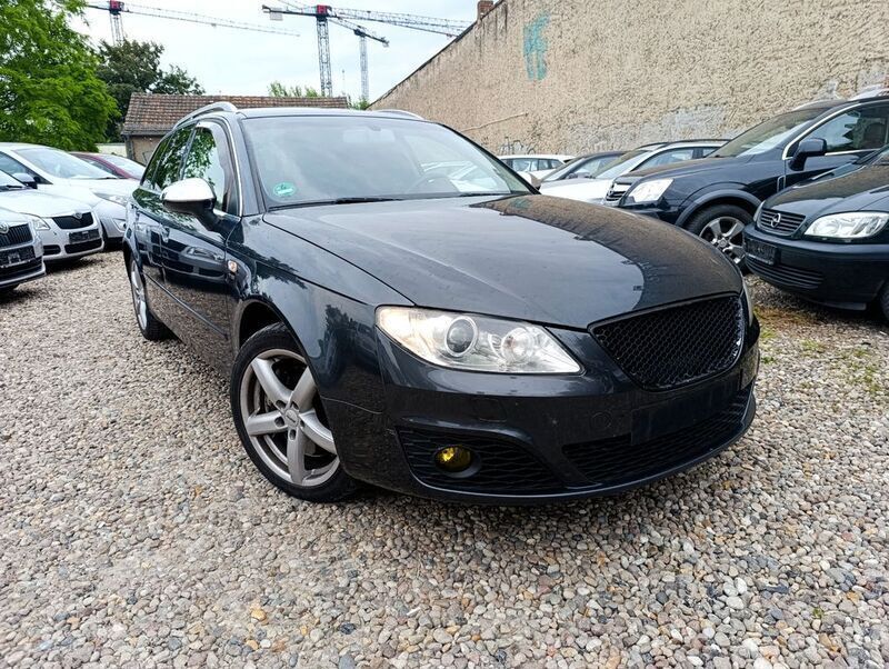Schwarz Gebraucht 2010 Seat Exeo Style Kombi | 2.650 € (Superpreis) - Bild 1/4