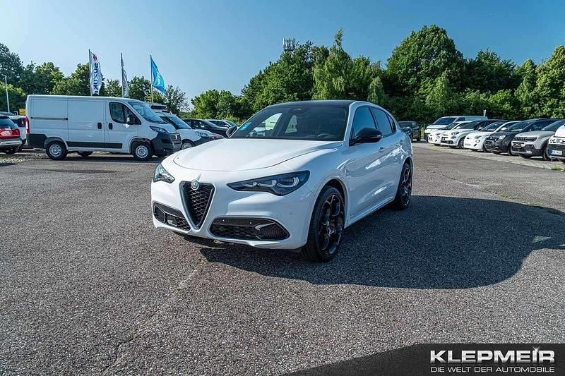 Bianco banchise Neu 2025 Alfa Romeo Stelvio SUV | 59.990 € (Teuer) - Bild 1/4