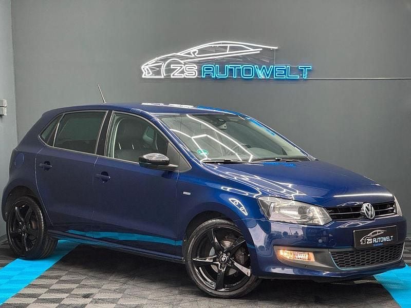 Blau Gebraucht 2013 VW Polo Match Limousine | 9.890 € (Fairer Preis) - Bild 1/4