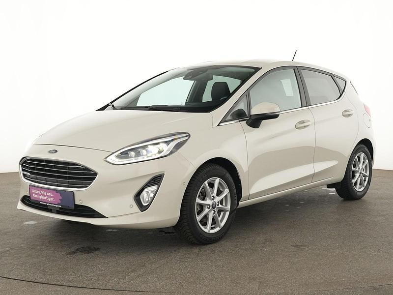 Metropolis weiß Gebraucht 2021 Ford Fiesta Titanium X Kleinwagen | 13.534 € (Fairer Preis) - Bild 1/4