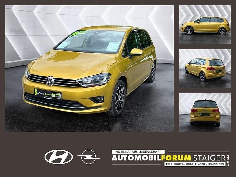 Gelb Gebraucht 2017 VW Golf Sportsvan Sound Van / Kleinbus | 15.989 € (Fairer Preis) - Bild 1/4