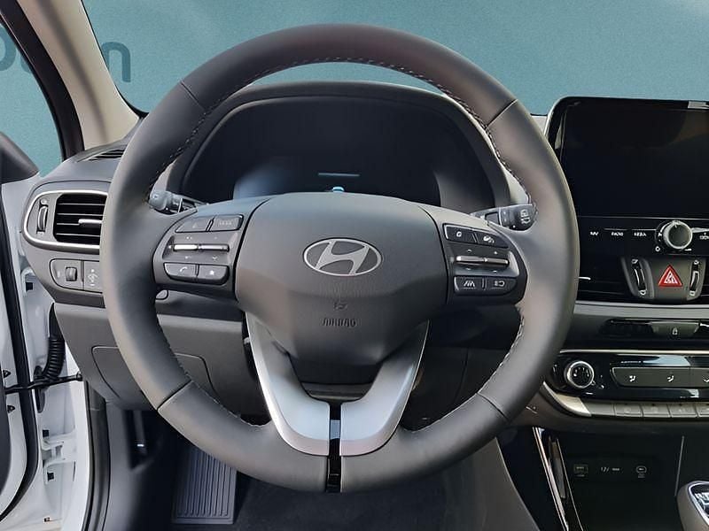Neu 2025 Hyundai i30 Limousine | 23.699 € (Superpreis) - Bild 1/2