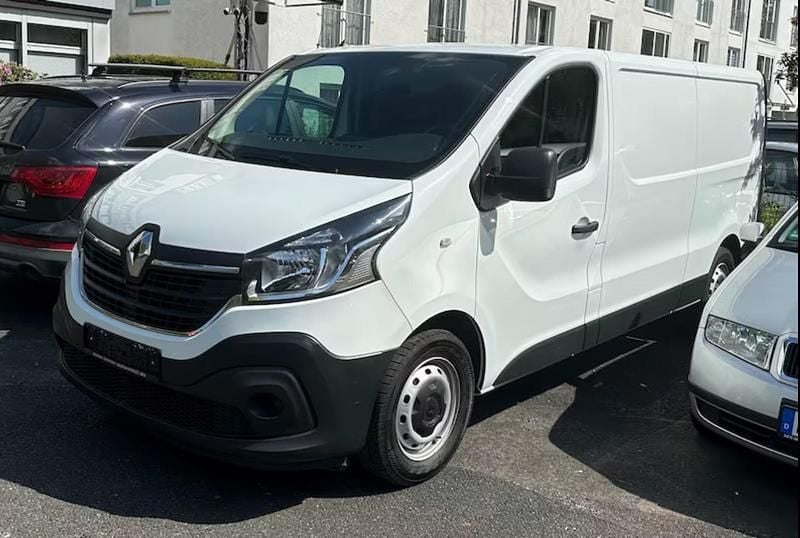 Gebraucht Renault Traffic 120 PS (88 kW) 2021 Weiß Van / Kleinbus