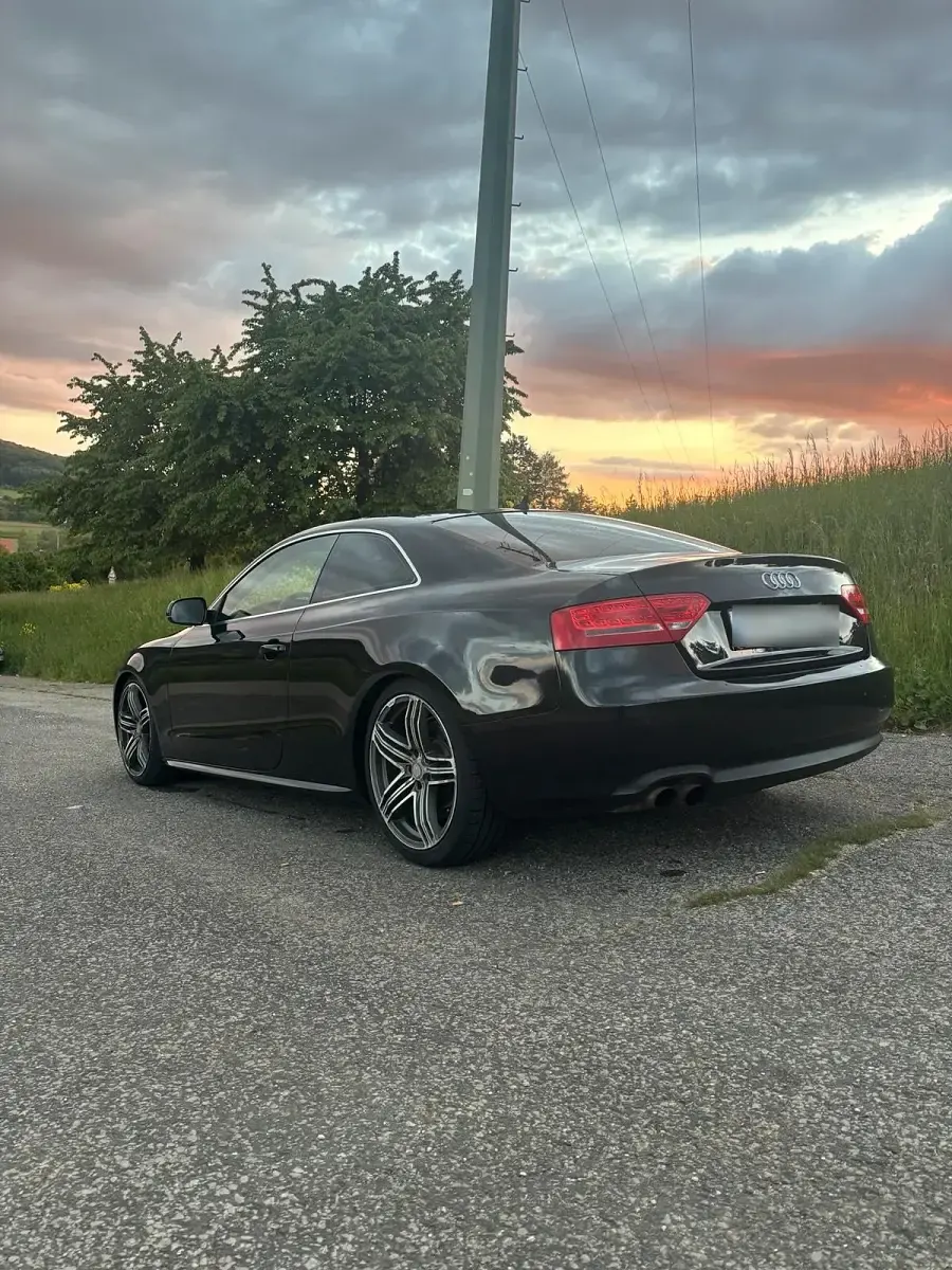 Gebraucht Audi A5 160 PS (117 kW) 2009 Schwarz Coupé