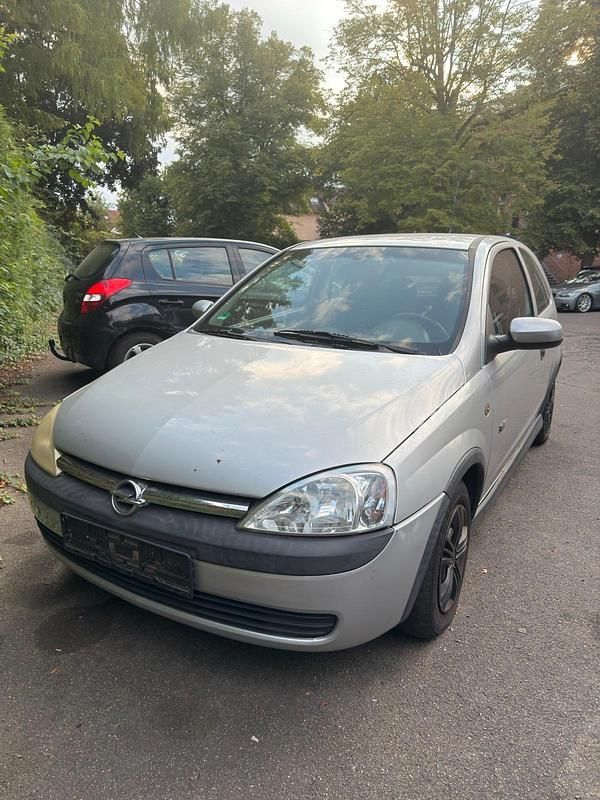 Silber Gebraucht 2002 Opel Corsa Coupé | 500 € (Fairer Preis) - Bild 1/3