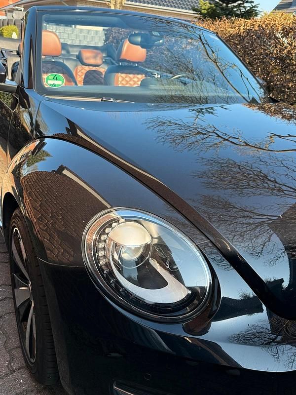 Gebraucht VW Beetle Cabriolet Exclusive 150 PS (110 kW) 2016 Schwarz Cabrio
