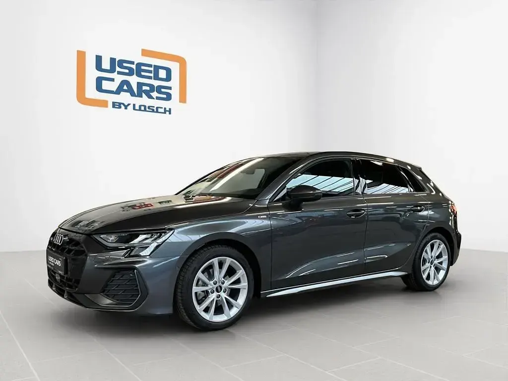 Używany Audi A3 S-line plus 150 KM (110 kW) 2025 Szary Sedan/Limuzyna