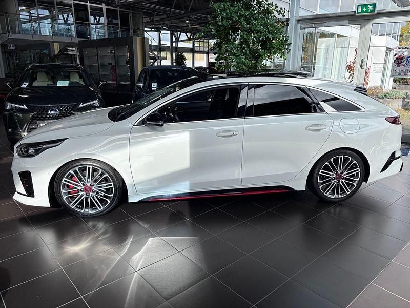 Gebraucht Kia ProCeed GT GT 204 PS (150 kW) 2020 Weiß Kleinwagen