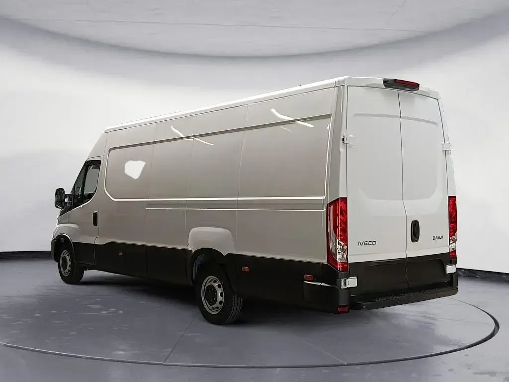 Neu Iveco Daily 177 PS (130 kW) 2026 Blanc Van