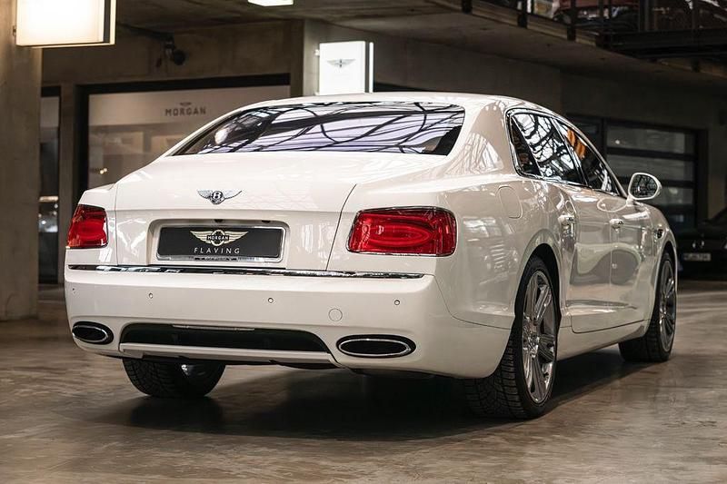 Gebraucht Bentley Flying Spur 625 PS (459 kW) 2014 Weiß Limousine