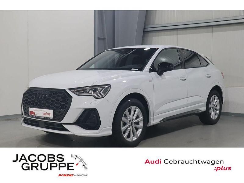 Gletscherweiß metallic Gebraucht 2024 Audi Q3 Sportback S-Line SUV | 43.870 € (Fairer Preis) - Bild 1/4