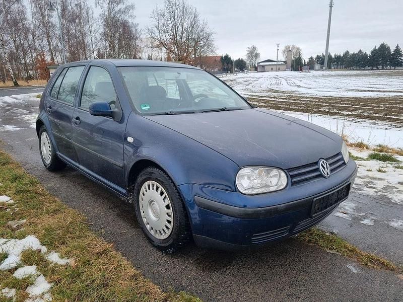 Blau Gebraucht 2002 VW Golf Limousine | 1.999 € (Fairer Preis) - Bild 1/4