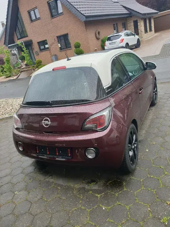 Usata Opel Adam 87 CV (63 kW) 2013 Viola Utilitaria