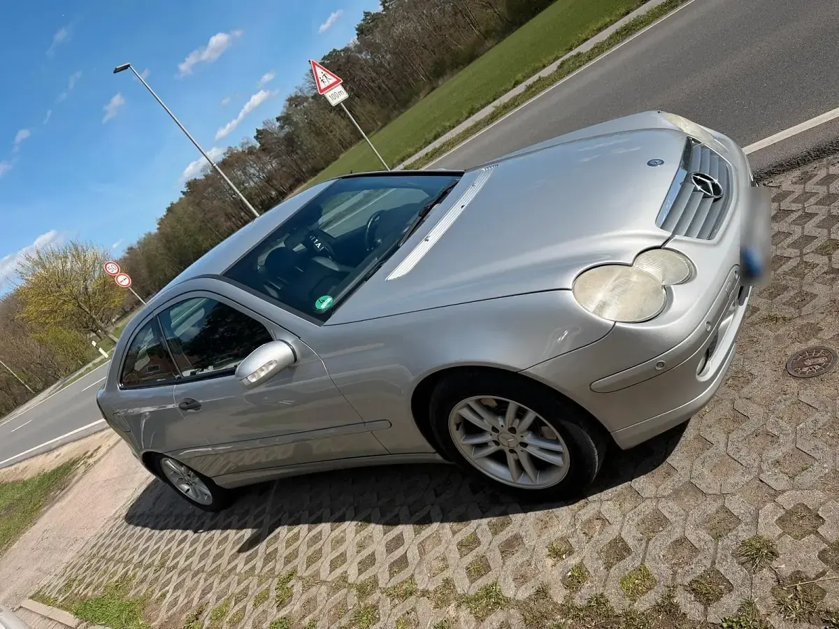 Gebraucht Mercedes C230 210 PS (154 kW) 2001 Silber Coupé