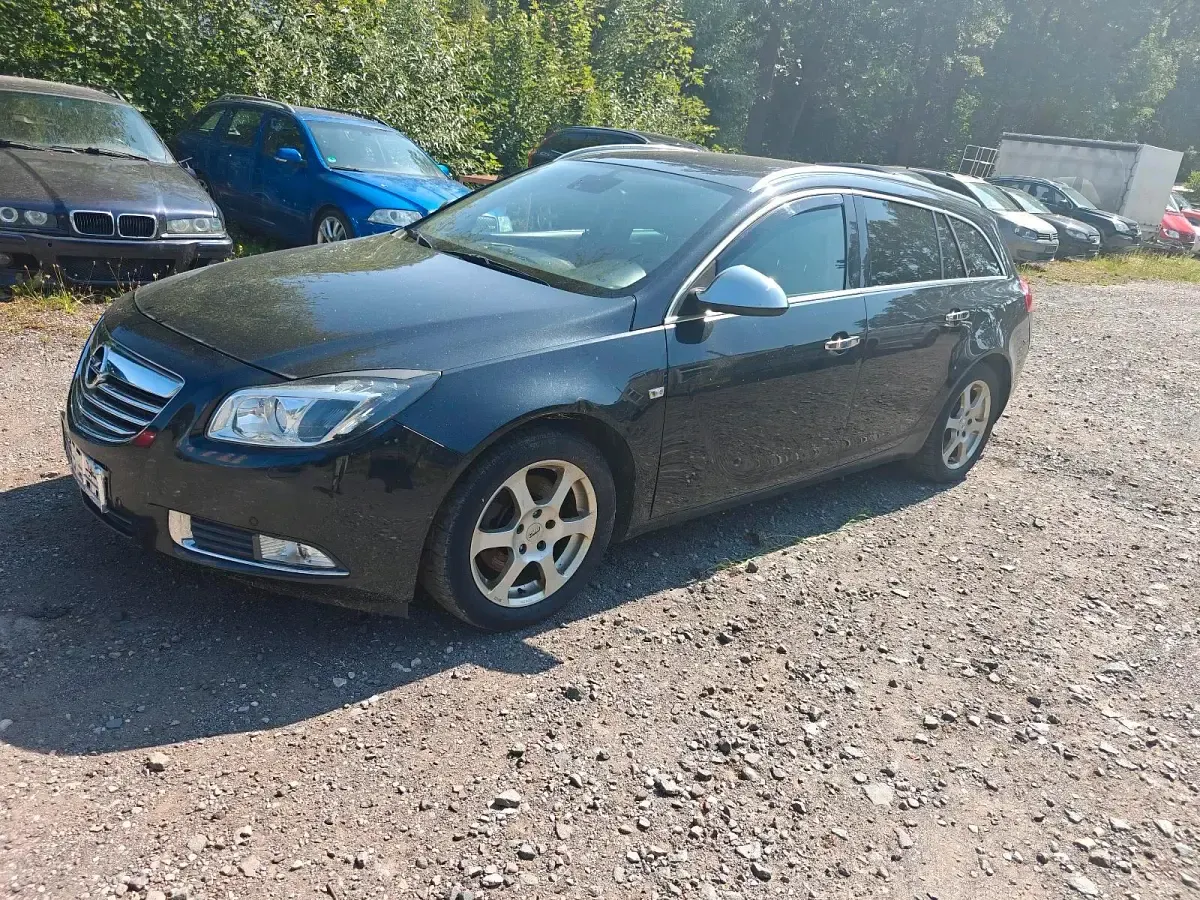 Gebraucht Opel Insignia 160 PS (117 kW) 2012 Braun Kombi
